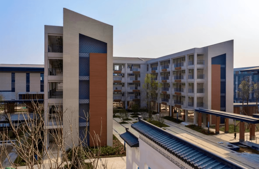 剧透征名彭州中学九峰书院4月竣工9月投用十二栋楼宇邀您来命名