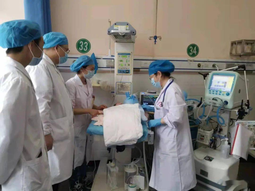 盐津县人民医院顺利完成首例危重新生儿跨学科合作