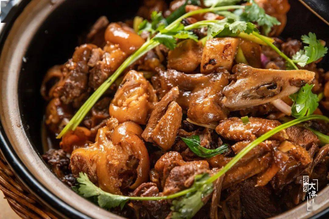 探店火了28年的店用一席全鹅宴拴住了街坊们的胃