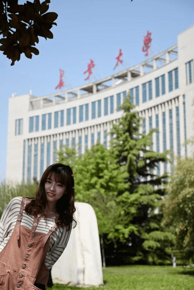 青春榜样金晨花晨月夕勤恳值得被眷顾