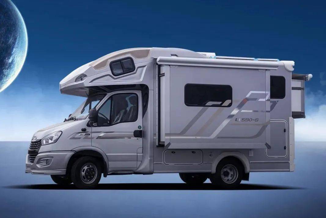 隆翠房车在其官方平台官宣预告了其2022年全产品线规划,正式宣告品牌