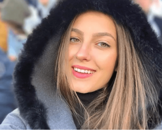 皇马大将米利唐在巴西为女友庆生