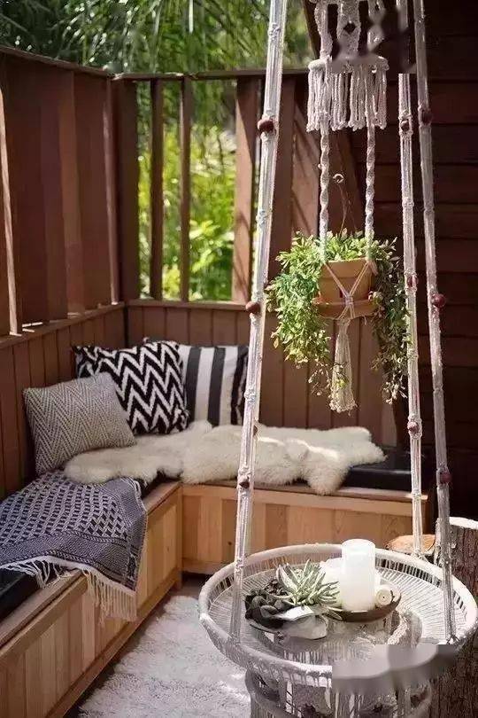 3平米的小阳台也能变花园别再浪费堆杂物了