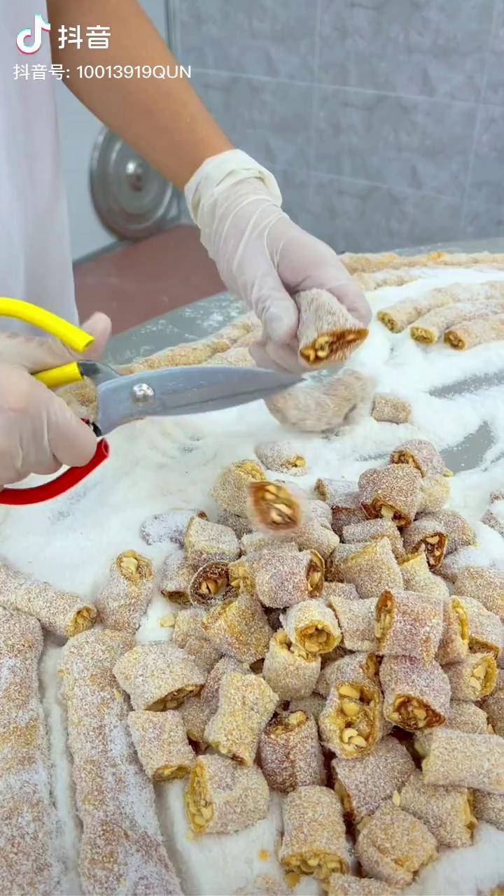 花生椰蓉软糖 旦场猫屎糖 猫屎糖制作过程 猫屎糖 小胡特产店 电白