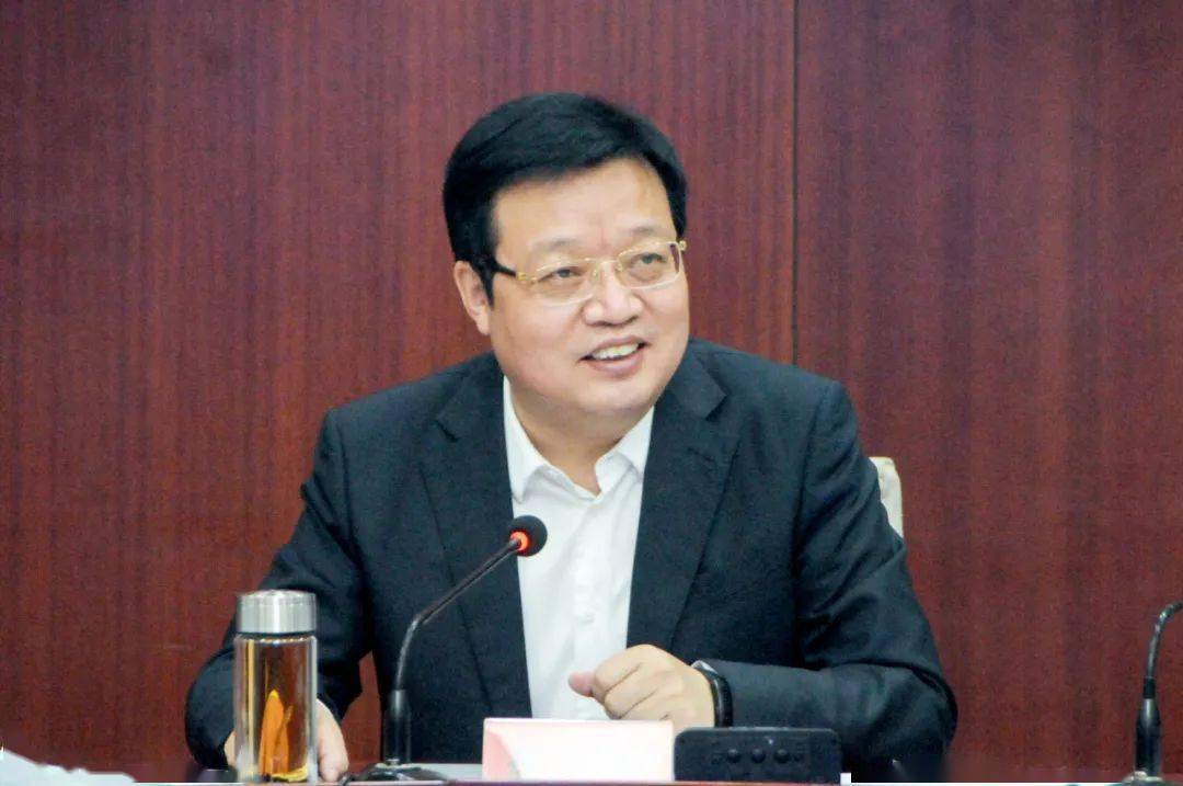 宣化区召开2022年一季度主要经济指标暨项目建设调度会_工作_张聪_雪