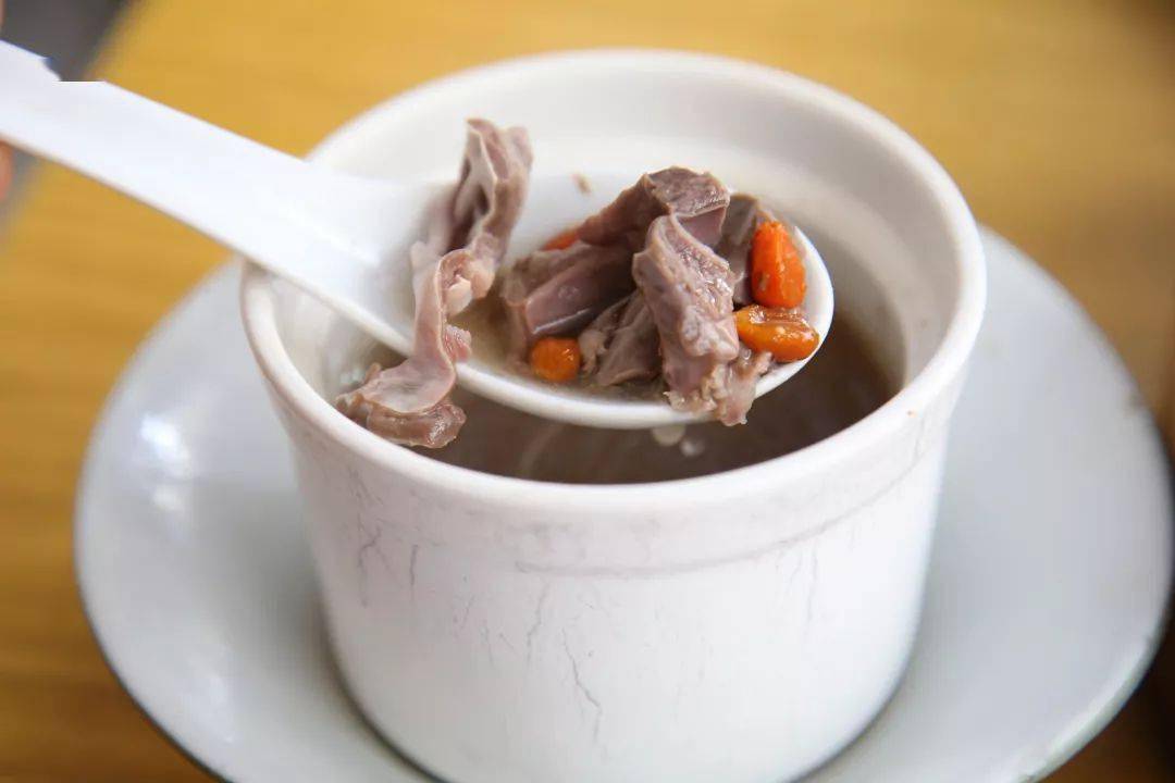 厦门这18家宝藏小店,每天没到饭点就排队!