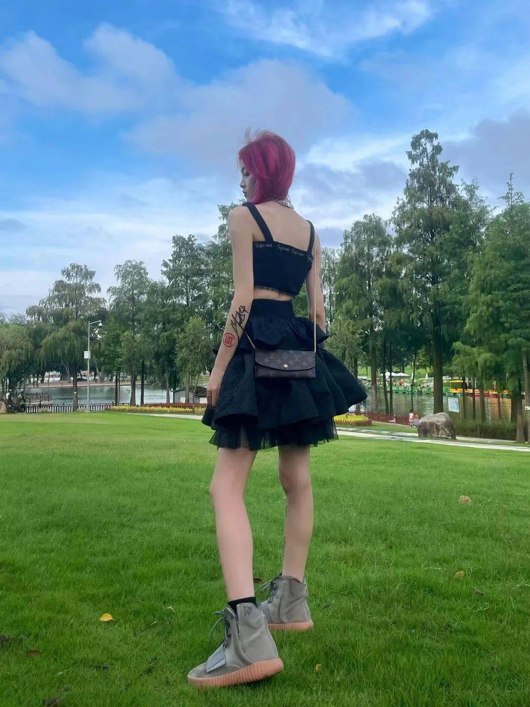 killernnong天空一声巨响,第106号美女闪亮登场91(51 )12小谢