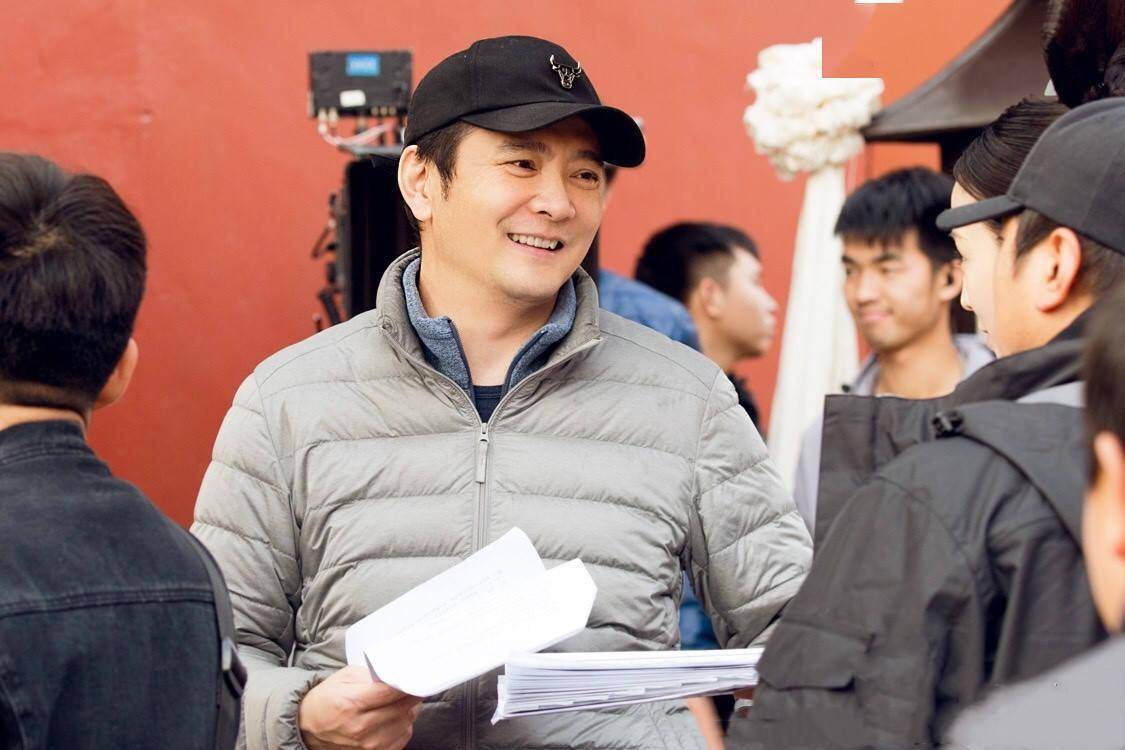 著名导演汪俊:因丁克离婚,妻子再婚嫁画家,59岁未婚没孩子_吴玉华