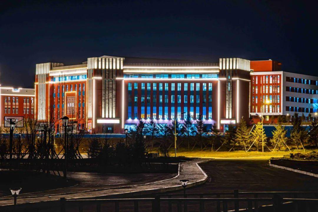 图说黑龙江工商学院铁道学院定格镜头美在瞬间