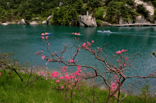 天柱山炼丹湖介绍图片