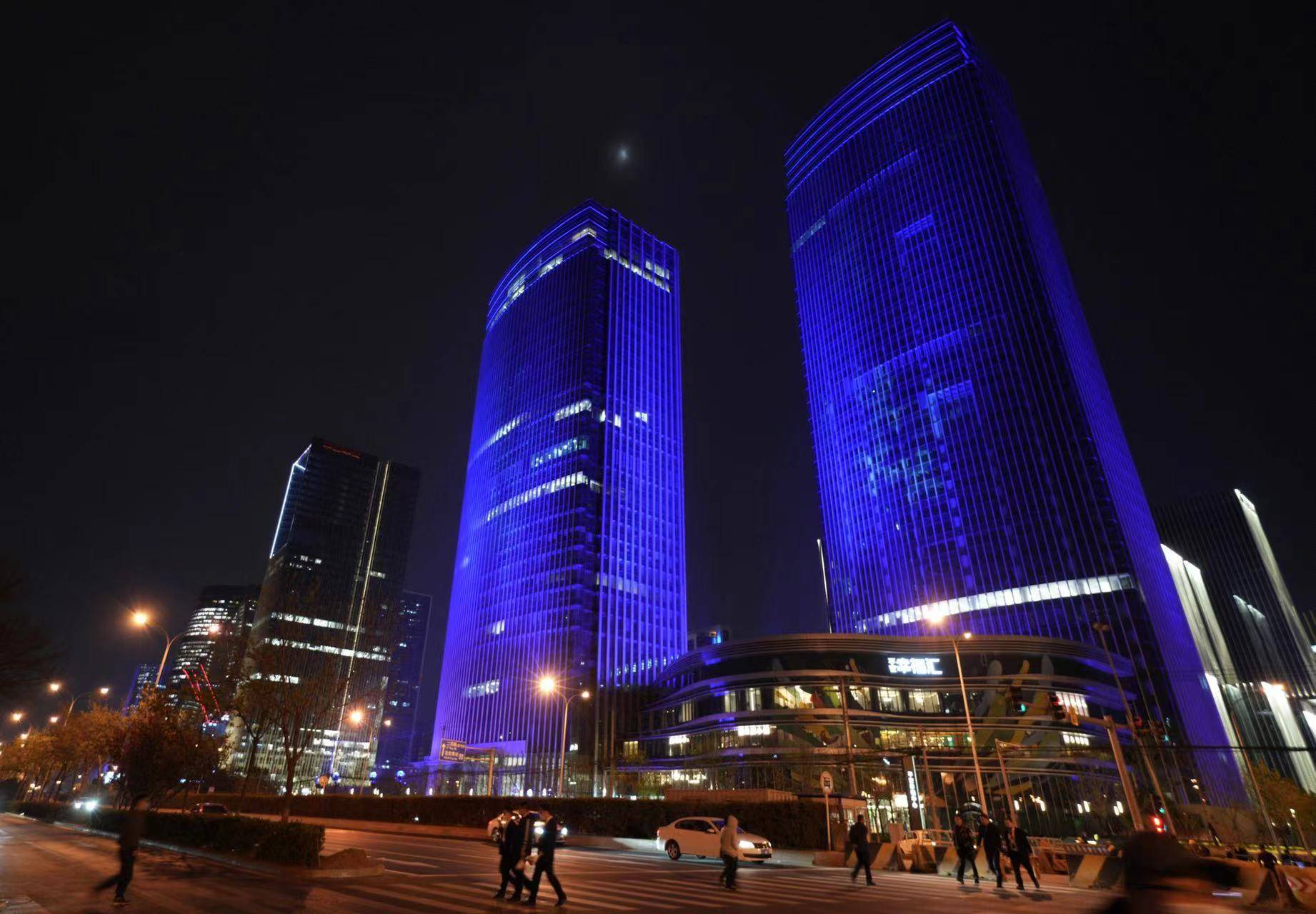 高楼大厦上演变装秀,丽泽金融商务区亮起来_照明_夜景_灯光