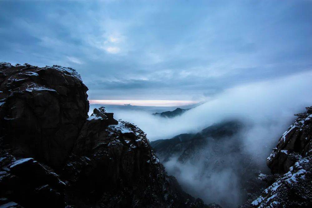 大别山哲人峰图片