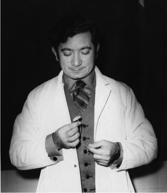 ​神外历史上的今天|ommaya囊发明者的诞辰_液囊_患者_college