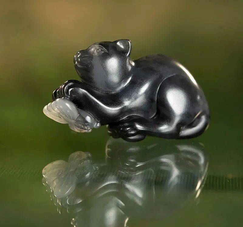 玉雕虫,动了!_昆虫_寓意_蝴蝶