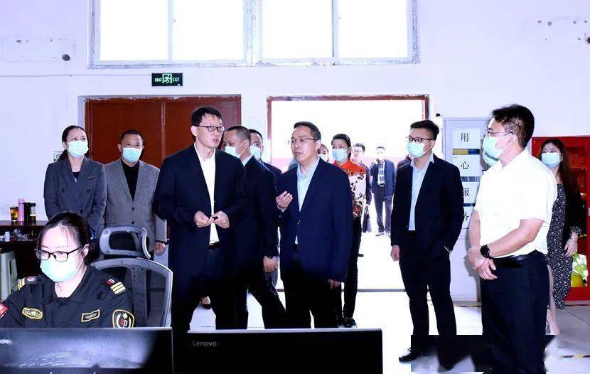 李应兰唐大军邹云生参加第十九个人大代表活动日活动