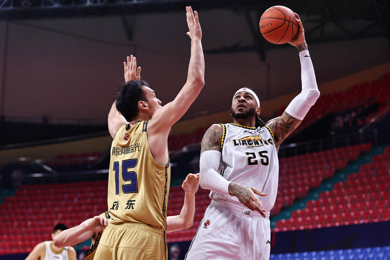 辽宁3-0横扫广东晋级cba总决赛!国内球员变化可喜