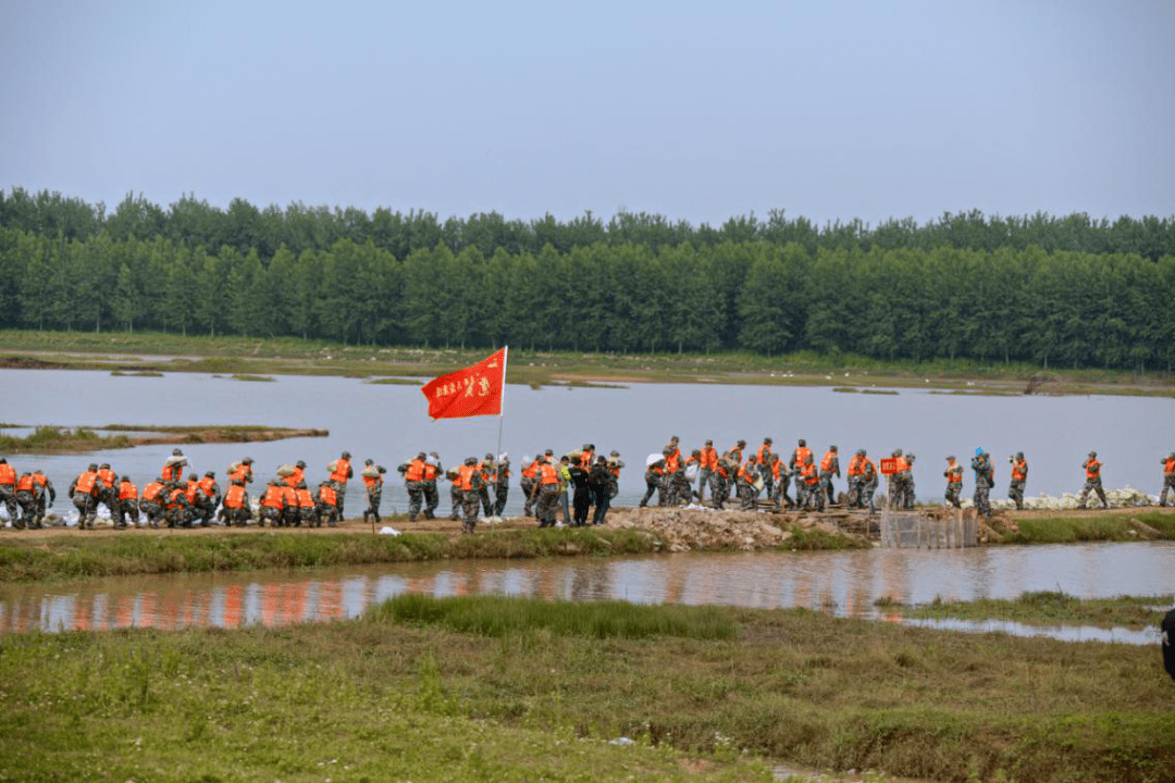 加入中國民兵續寫精彩芳華