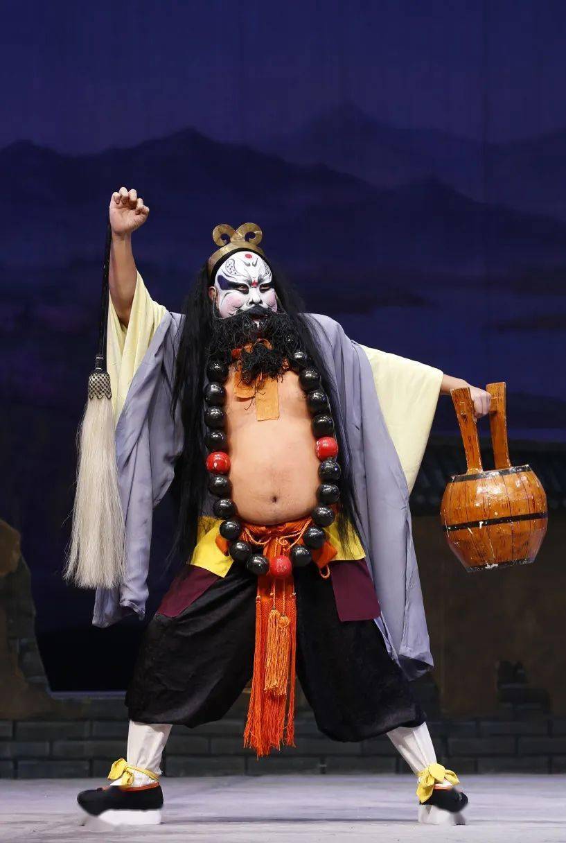 磊落星月高丨中宣部文化名家暨四个一批人才国家京剧院百日集训领军