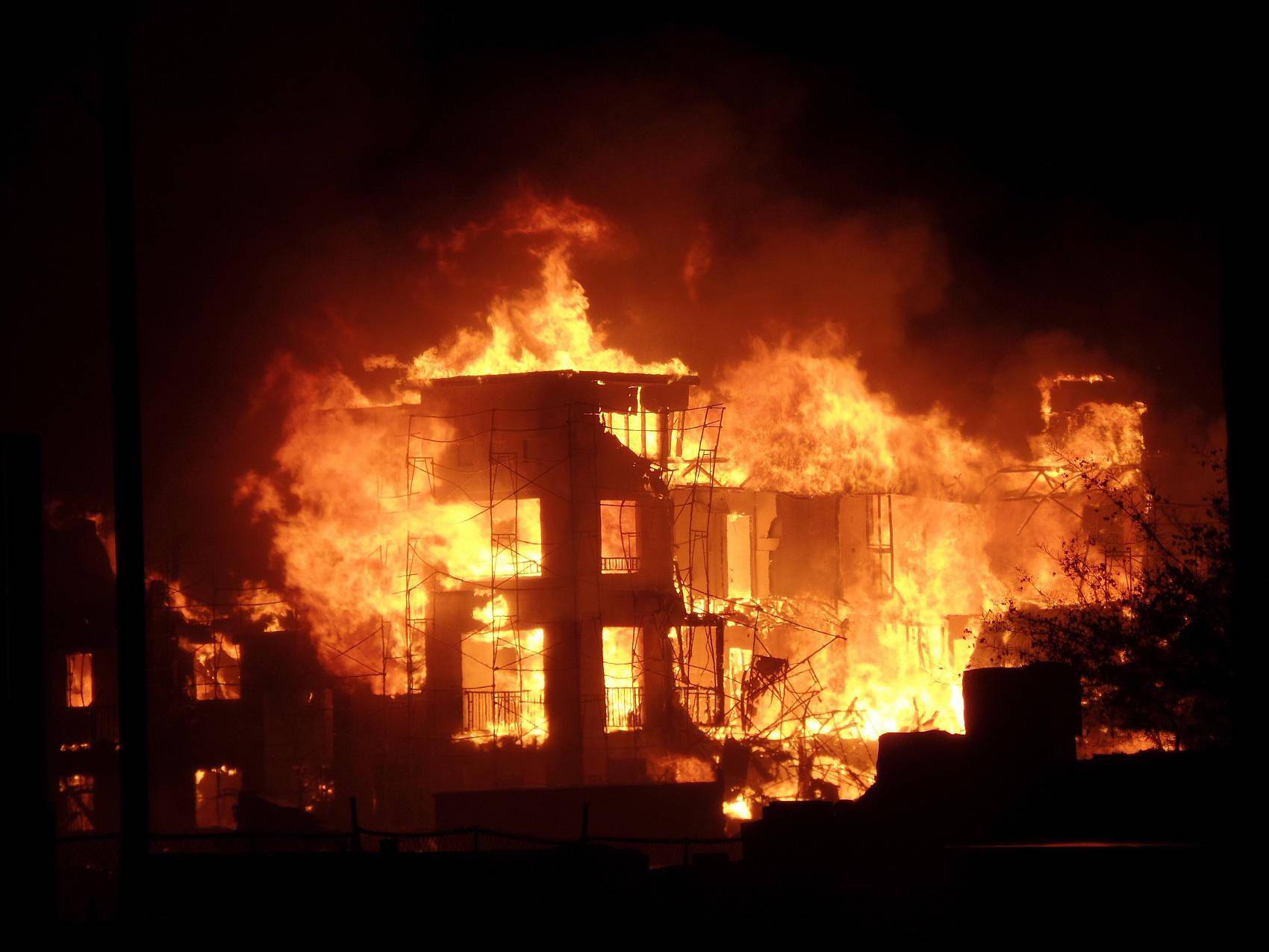 据绍兴市柯桥区消防救援大队出具的《火灾事故认定书》,起火原因认定