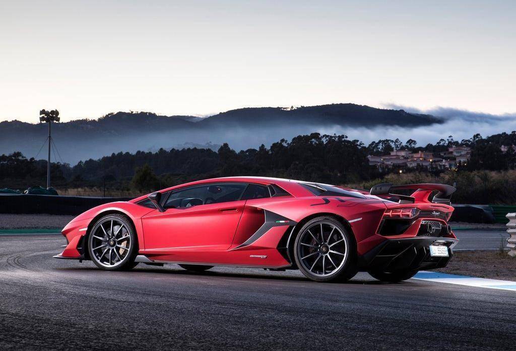 兰博基尼aventador正式停产 带你回顾兰博基尼历代旗舰跑车