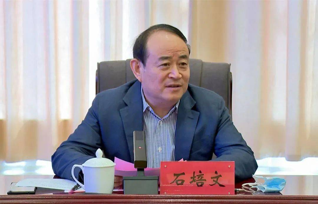 张掖市与甘肃文旅产业集团签订文旅资源整合运营合作协议卢小亨石培文