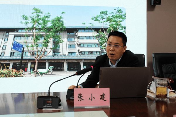 水平,按照活动计划安排,4月22日下午,局党组成员,副局长张小建率先开