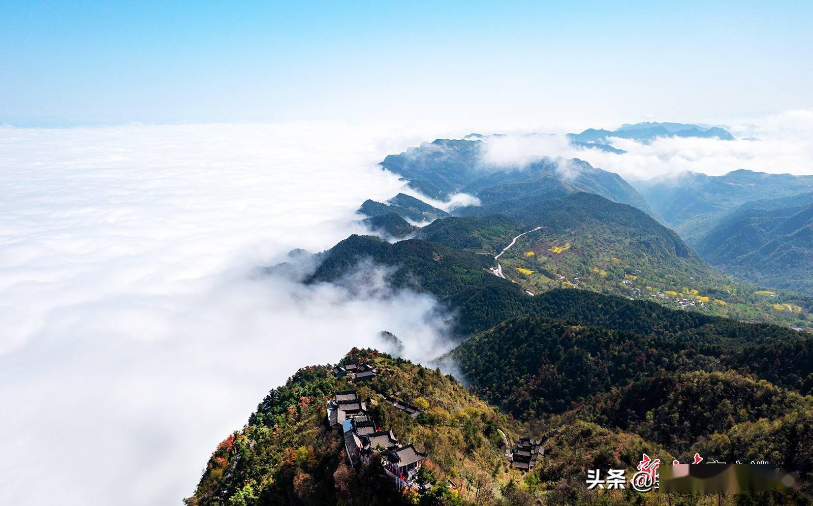 鸡峰山国家森林公园图片