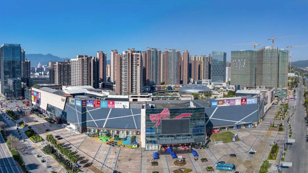 坚基,万隆城,万达,中骏世界城因为这里生活便利喜欢河源这座城市▲汕