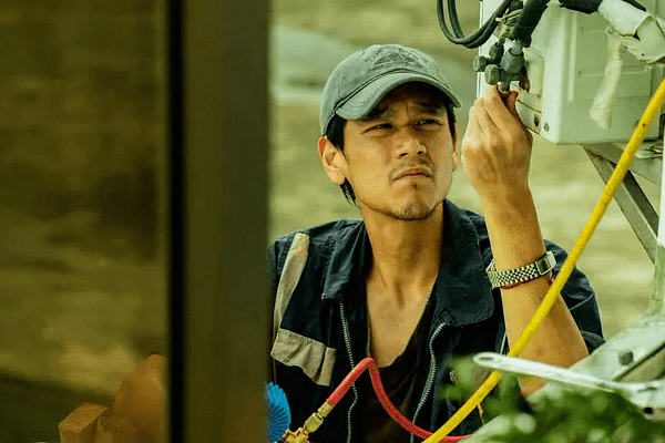 40岁了彭于晏的腹肌还够看吗