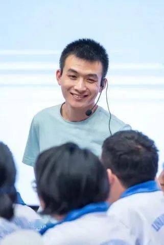 最美教师④黄金鑫忠于职守以身作则