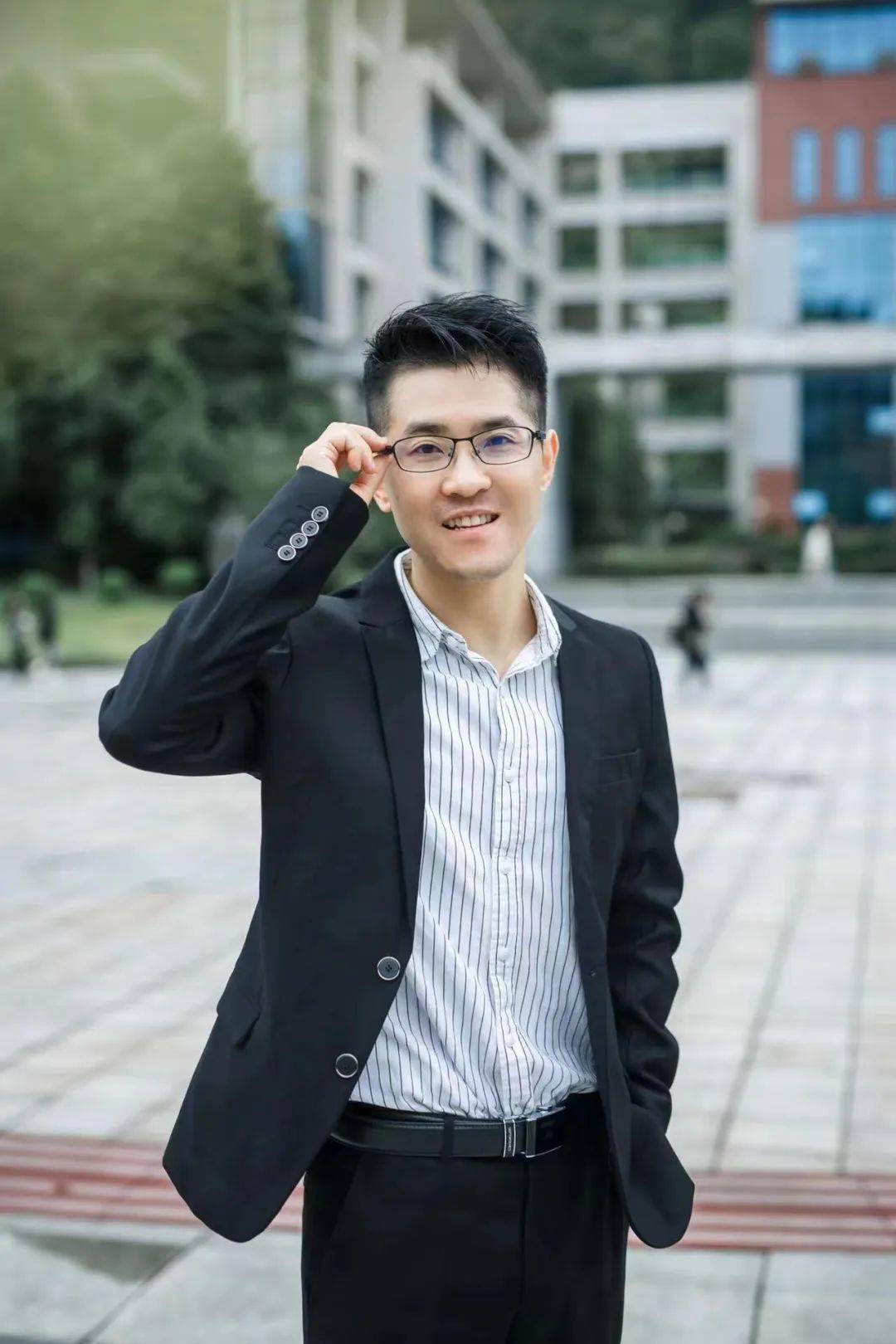 让读书成为习惯,让学习成为习惯_张晓芝_博士_界首