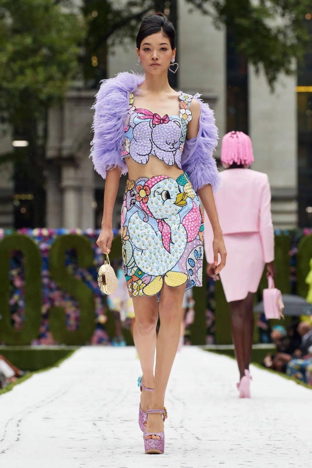 moschino pre-fall 22moschino pre-fall 22agatha ruiz de la prada