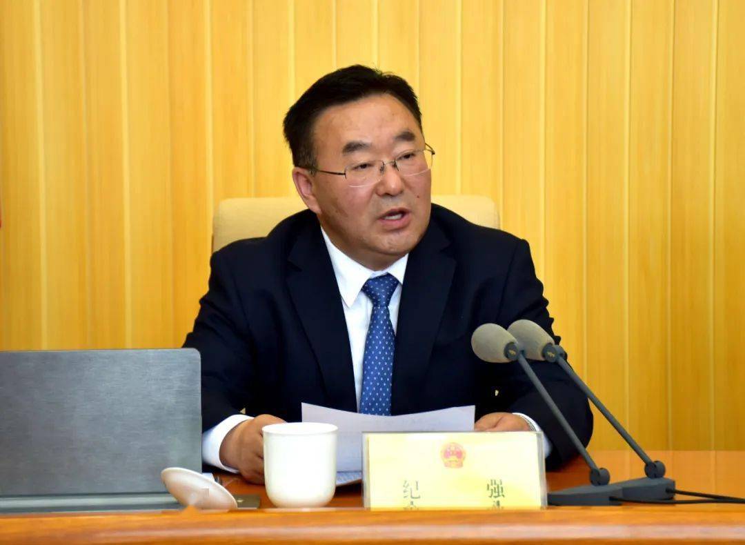 市六届人大常委会第二次会议召开