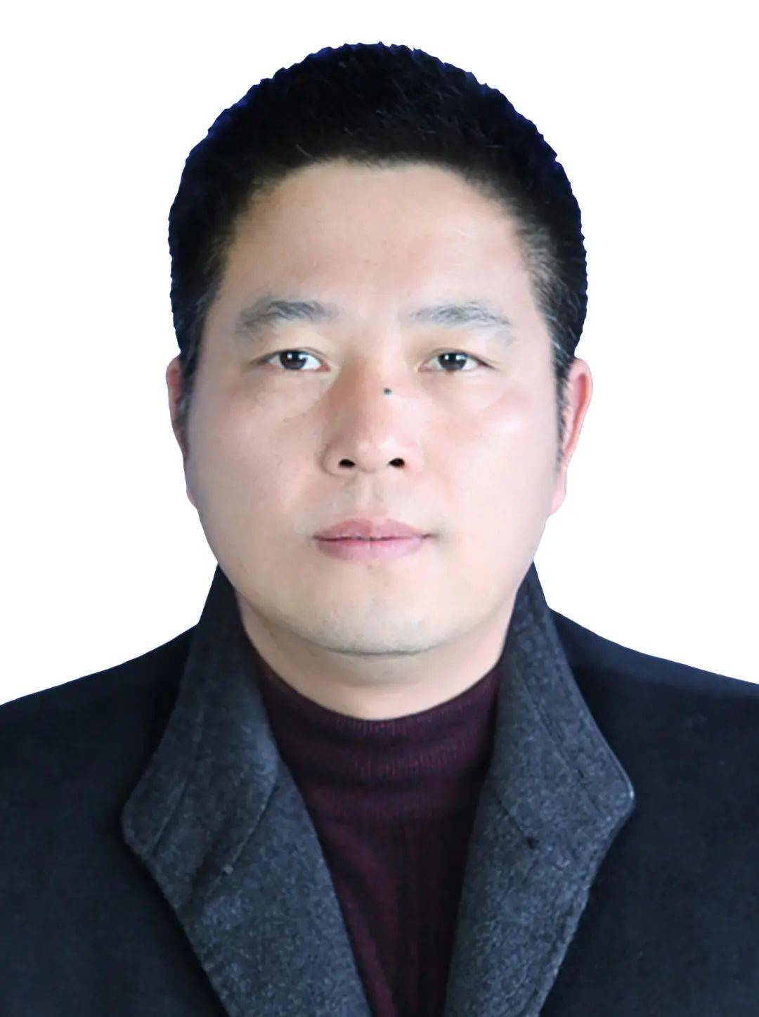 男,1969年5月出生,中共党员,现任余杭区径山镇径山村党总支书记,村委