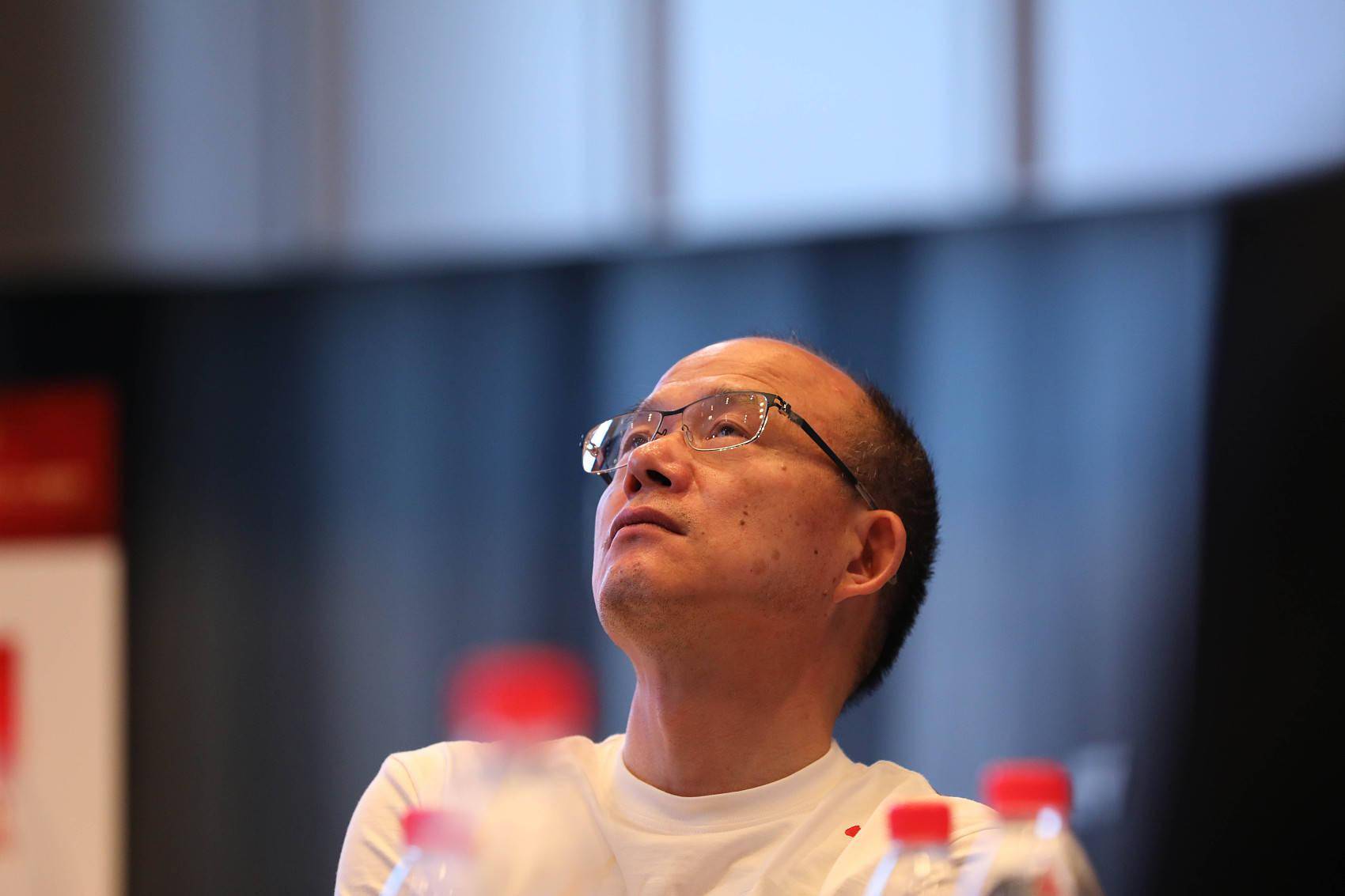 投资踩雷复星医药净利暴减45老板郭广昌半年搭进272亿