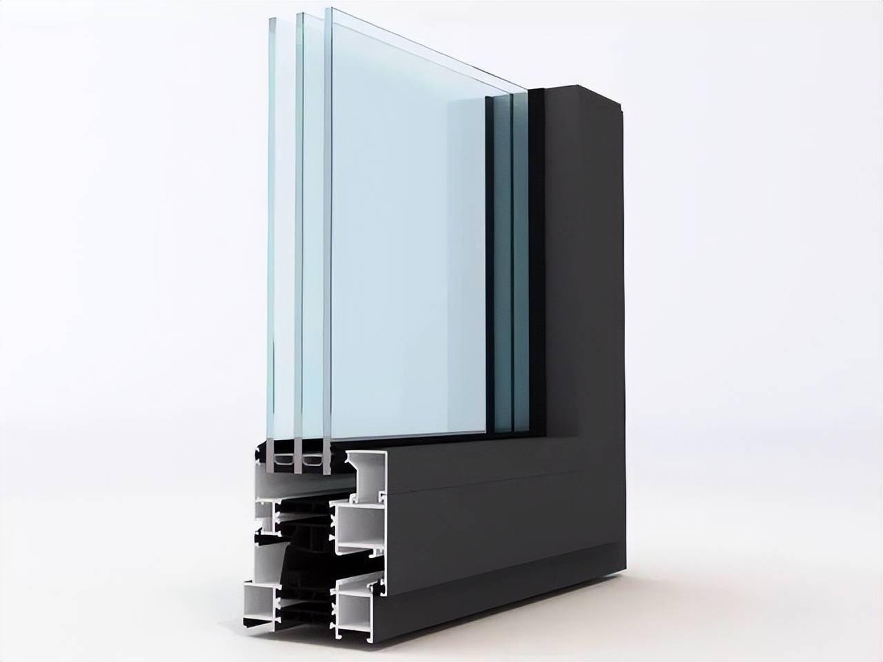 选择有3c认证的中空钢化玻璃,标准厚度5mm.