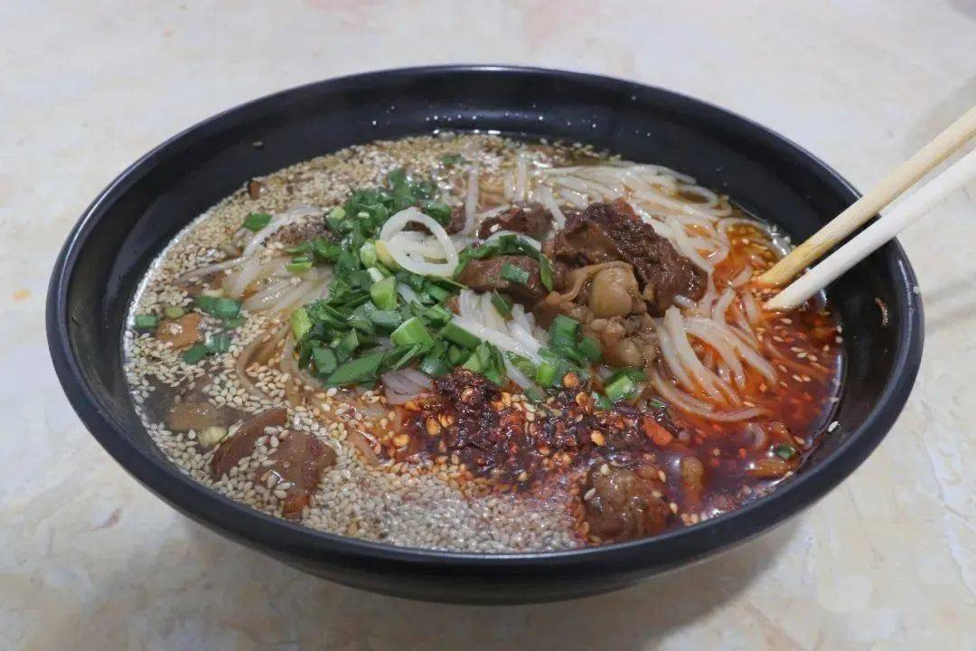 老字号大排砂锅米线