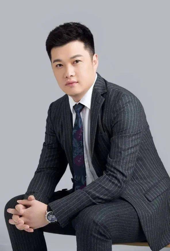 这位温州90后助力40年阀门名企新发展_杨聪_企业_浙江