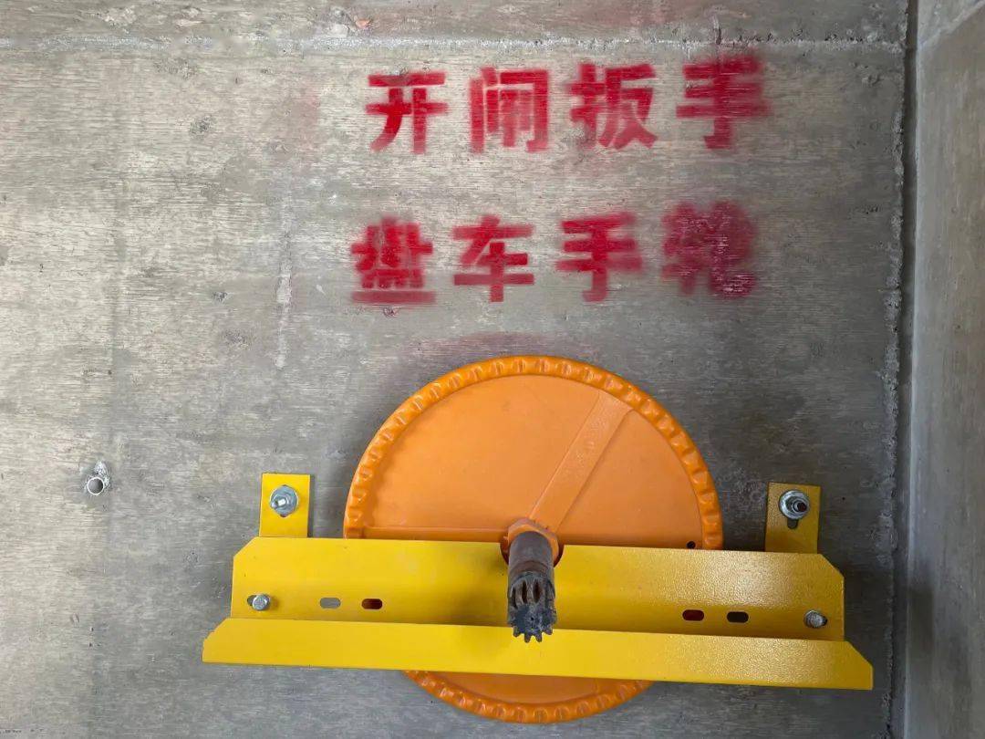 消防课堂开远消防开展电梯困人事故处置方法培训