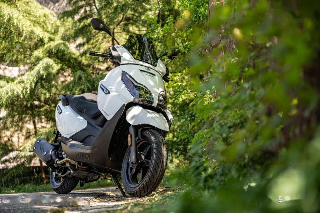 两万元以内的性价比之王?山路试驾比亚乔x7丨把玩