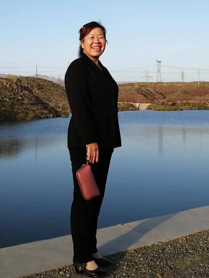 张莲芳,女,55岁,家住平川区晶虹嘉园小区21号楼1单元201.