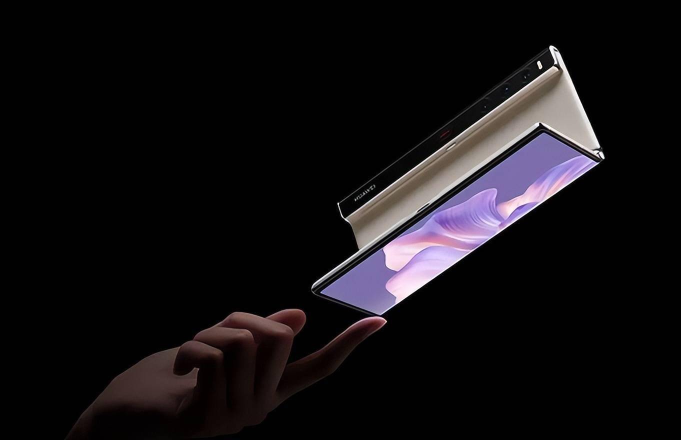 华为发布今年首款折叠屏新机售价直降8000元有且只有一个缺点