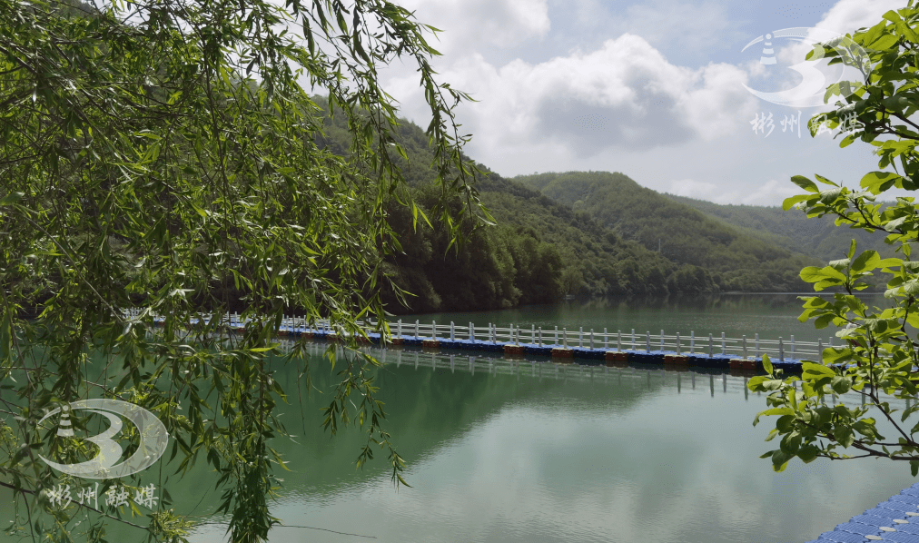 侍郎湖简介图片