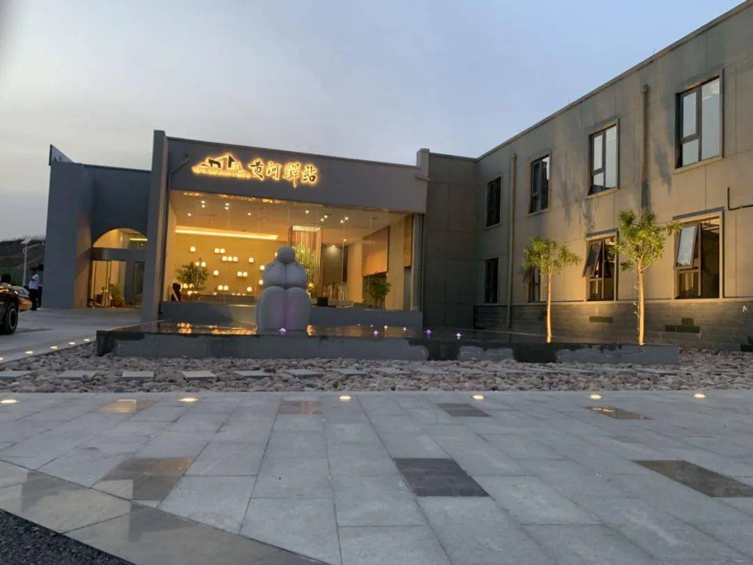 "五一第一天,跟着小编一起打卡黄河驿站_活动_曼乔_天台山