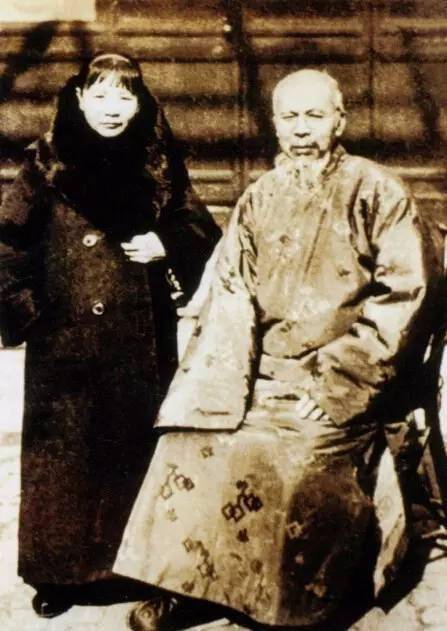 �����޽����ص�Ů�ˣ�����������