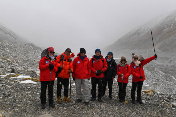新华全媒+丨把论文写在珠峰 用身体挑战极限——科考人员亲测极高海拔对人体影响