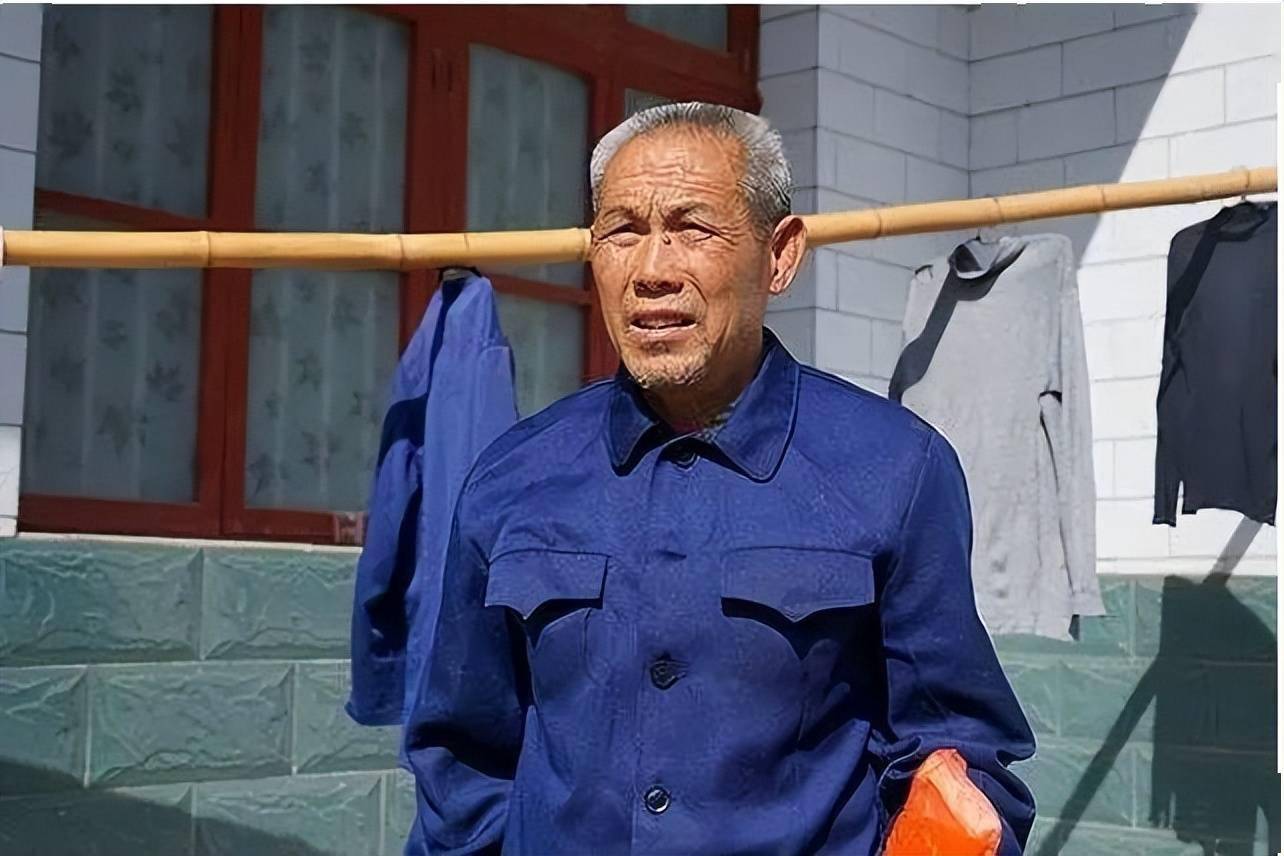 岁少年目睹母亲被杀参军强身,22年后残杀仇家3人_扣扣_汪秀萍_王正军