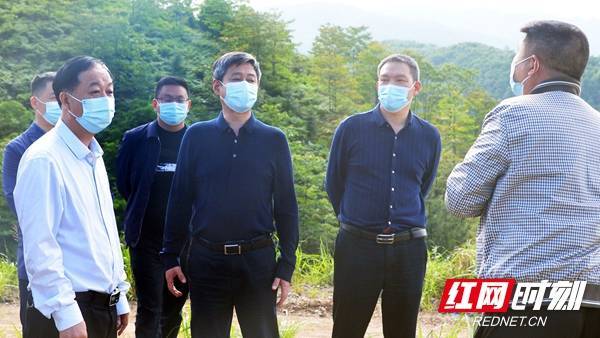 严华在邵东市检查尾矿库和自建房安全防范等工作坚决守牢人民群众生命