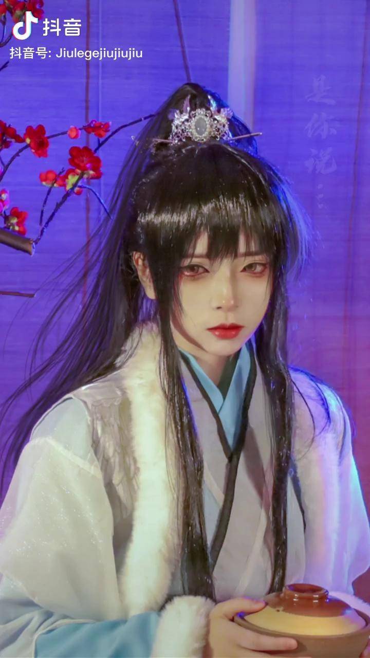 你喝汤之前多问一句有没有吃过饭很难吗你好2022cos二哈和他的白猫