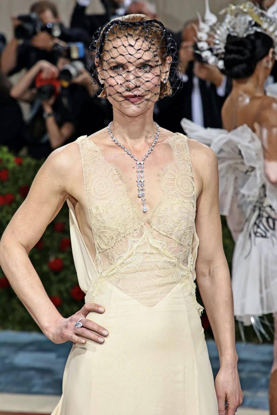 克莱尔·丹妮斯造型低调:"超杀女"科洛·莫瑞兹越来越成熟了:甜美可爱